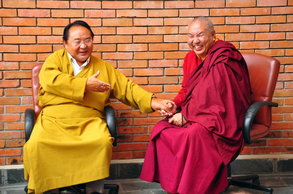 Sogyal-Rinpoche-and-Khenpo-Namdro-2l